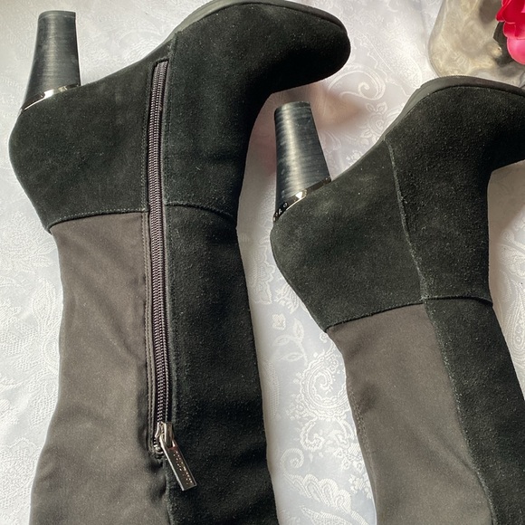 Valdini water proof suede boots - Picture 7 of 7